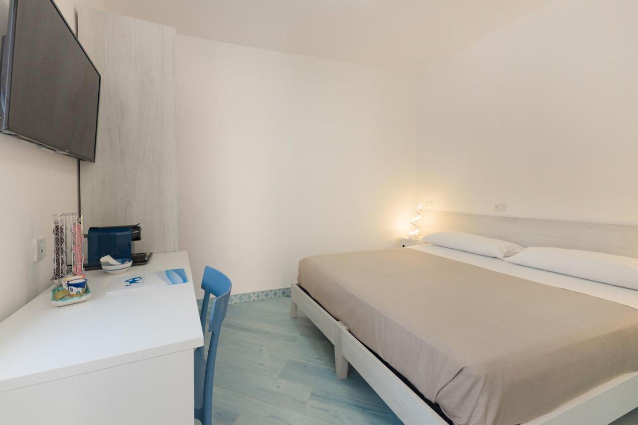 פרוסידה Poseidonia Rooms מראה חיצוני תמונה