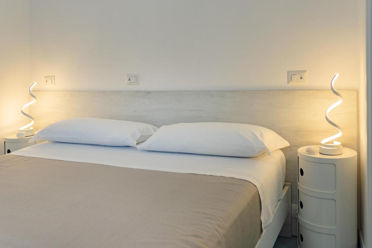 פרוסידה Poseidonia Rooms מראה חיצוני תמונה