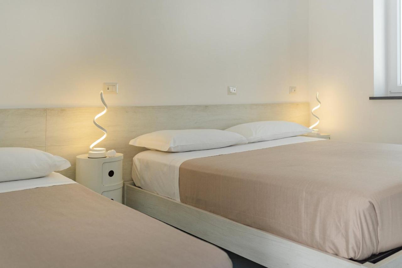 פרוסידה Poseidonia Rooms מראה חיצוני תמונה